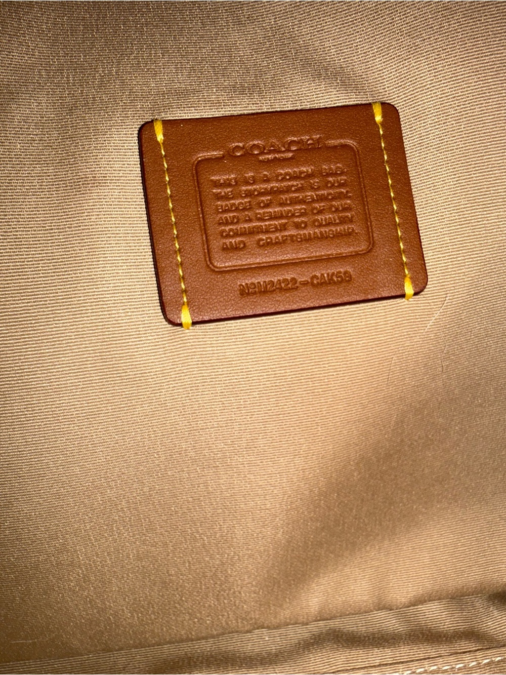 Coach Maggie Tote bag with Gold Hardware - Picture 7 of 7